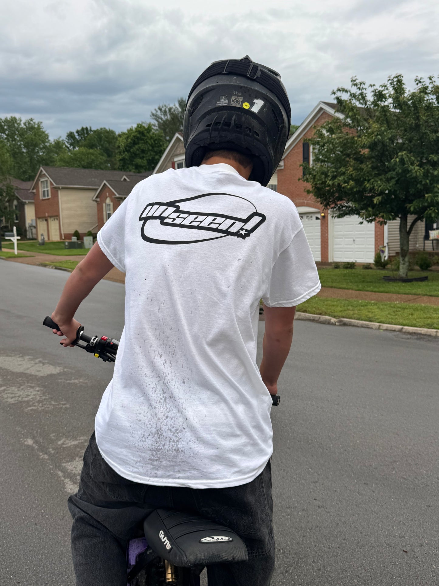 UNSEEN Shirt/white